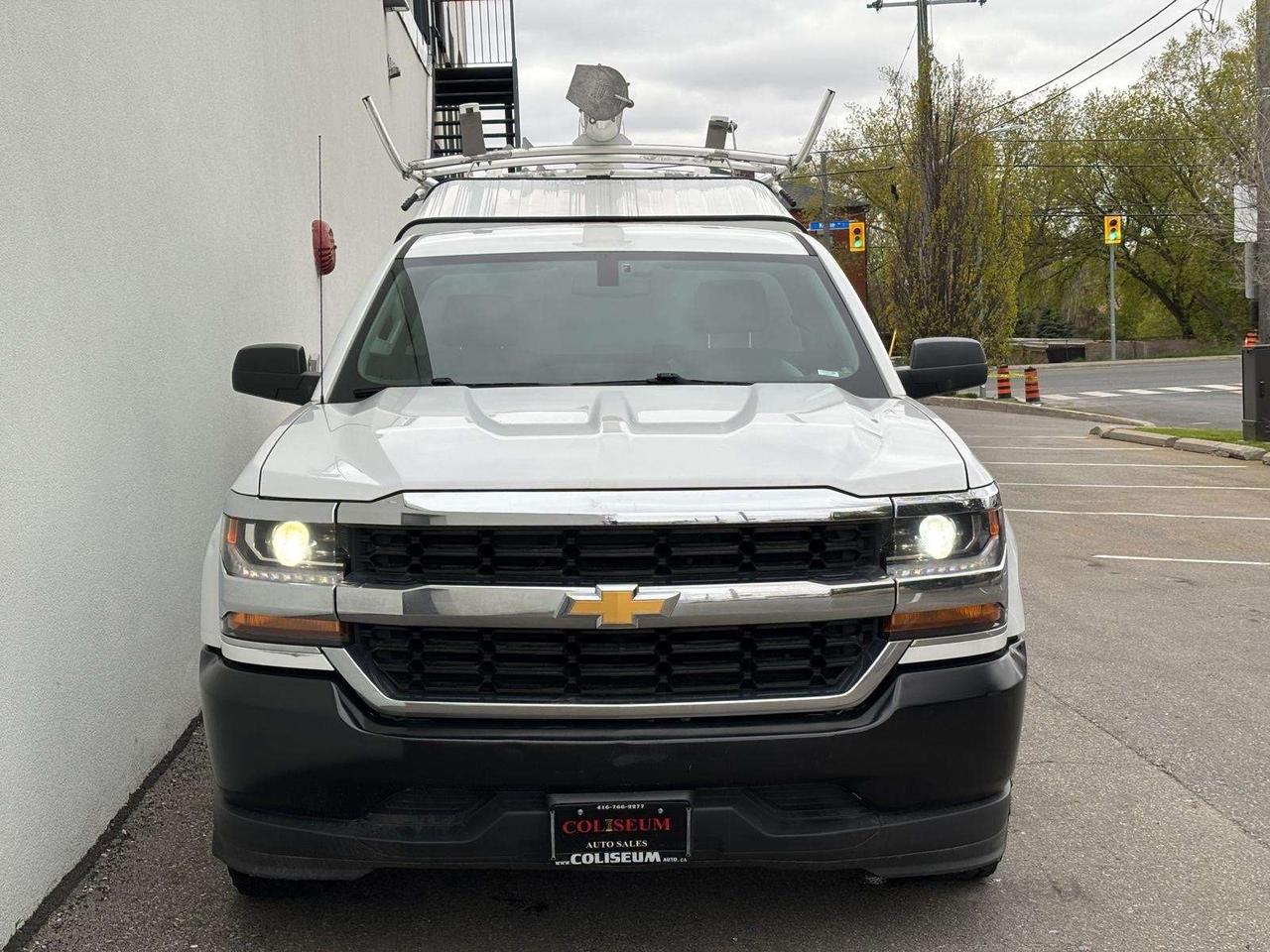 2018 Chevrolet Silverado 1500 V6 REGULAR CAB LONG BOX-CAP-LADDER RACKS-TOW PKG. Photo