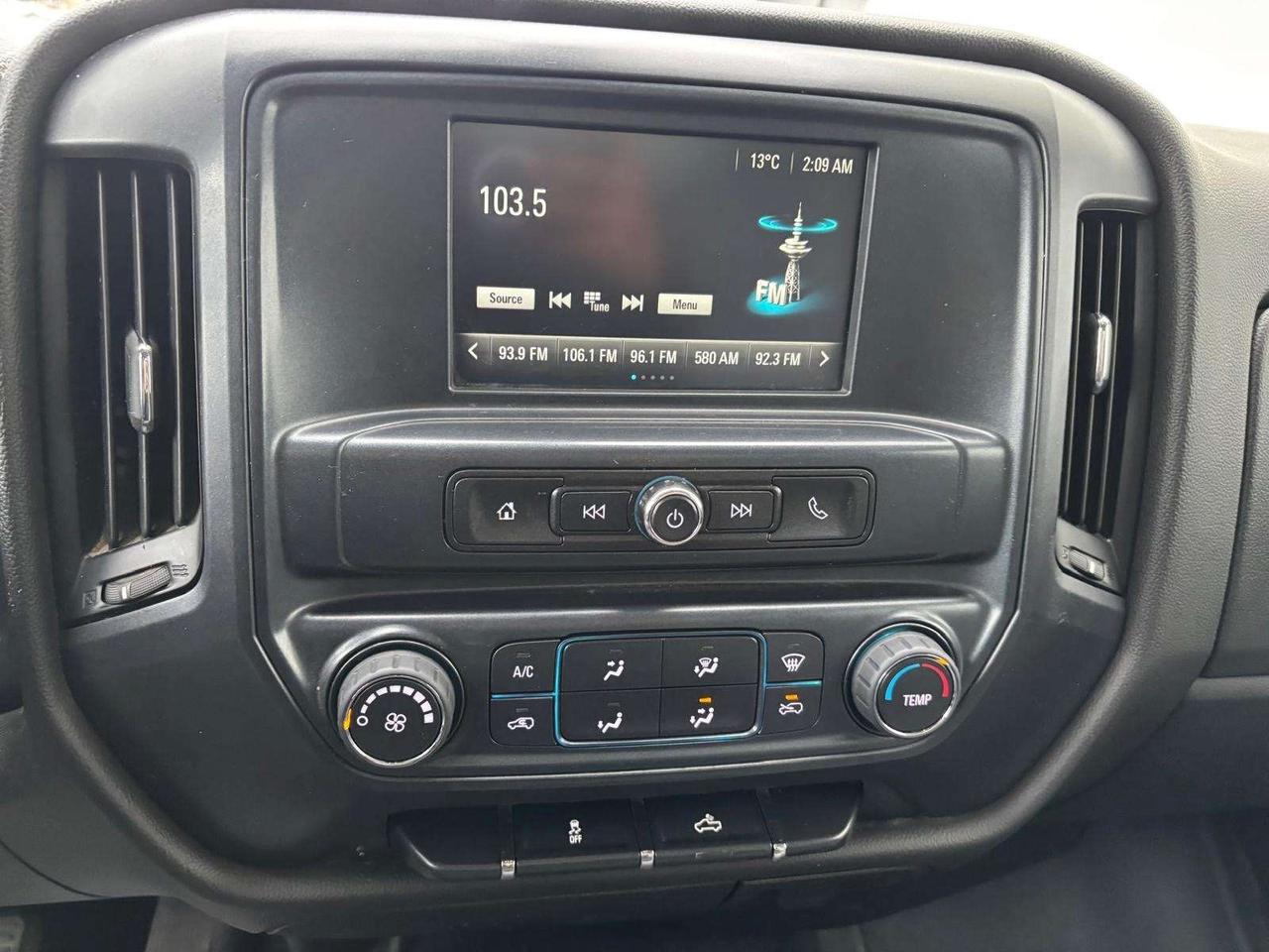 2018 Chevrolet Silverado 1500 V6 REGULAR CAB LONG BOX-CAP-LADDER RACKS-TOW PKG. Photo