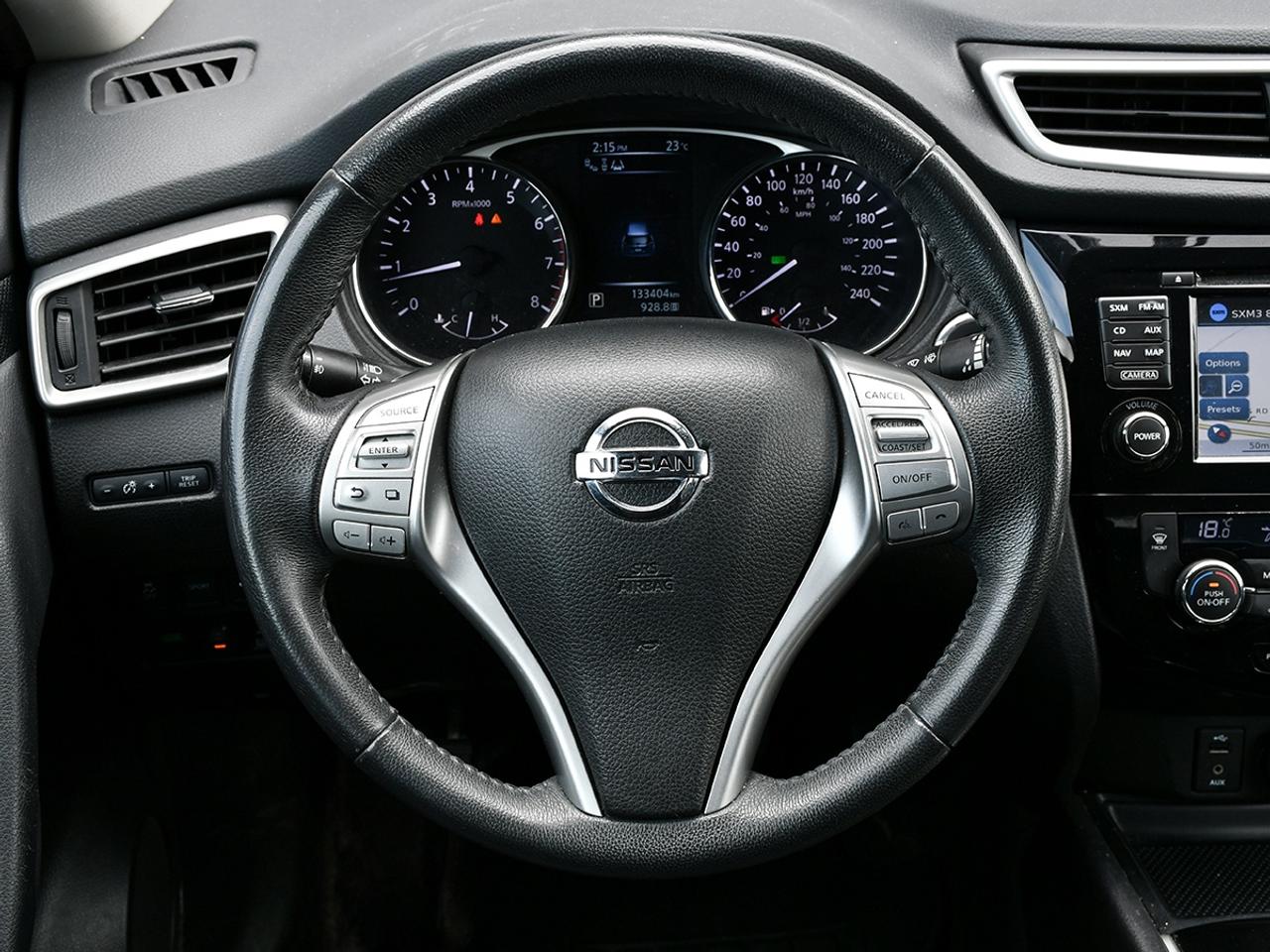 2015 Nissan Rogue AWD SL   LEATHER   SUNROOF   360 CAM   SOLD ASIS Photo