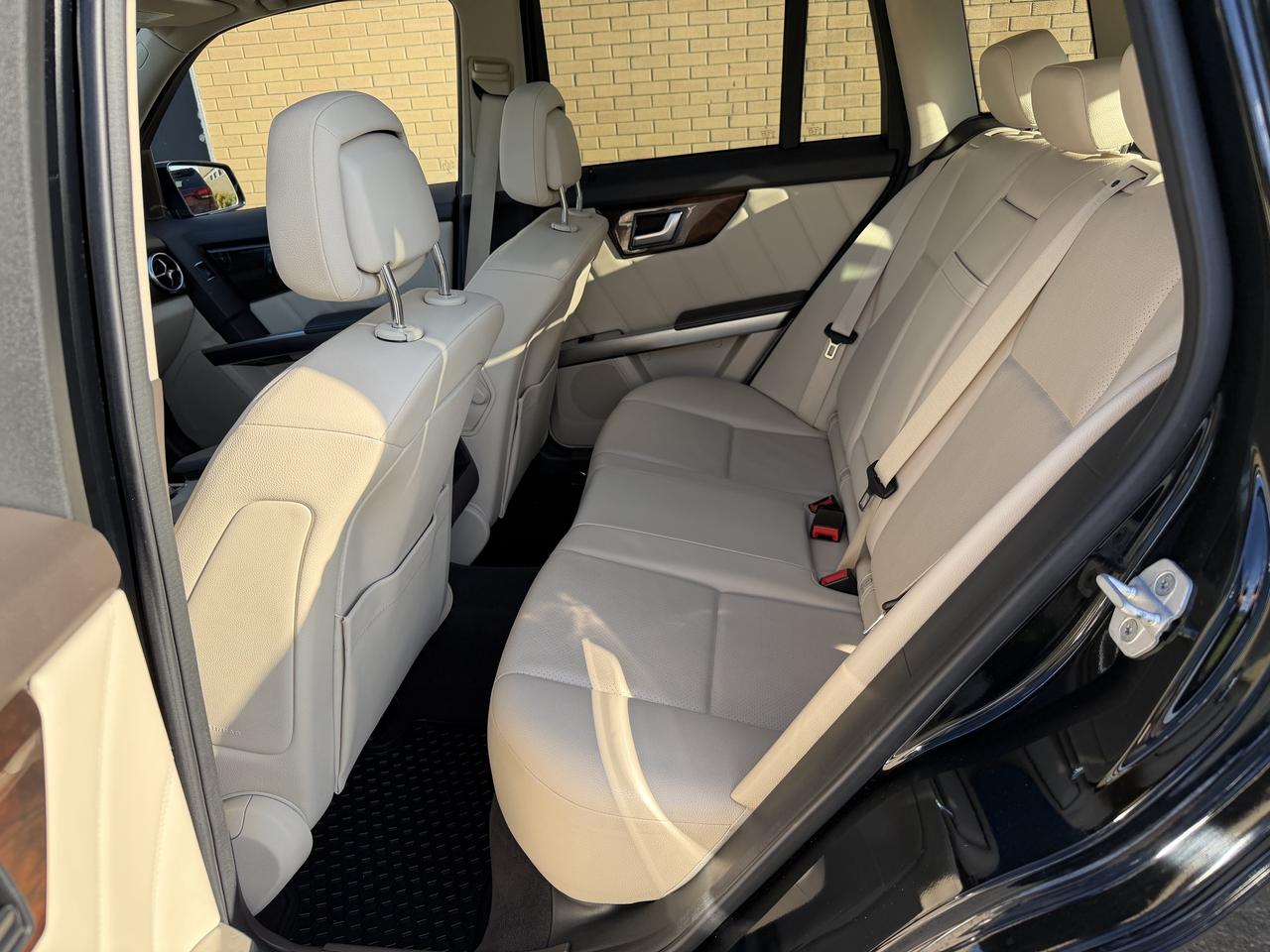 2014 Mercedes-Benz GLK250 GLK 250 BlueTec Diesel Leather Roof Navigation Photo