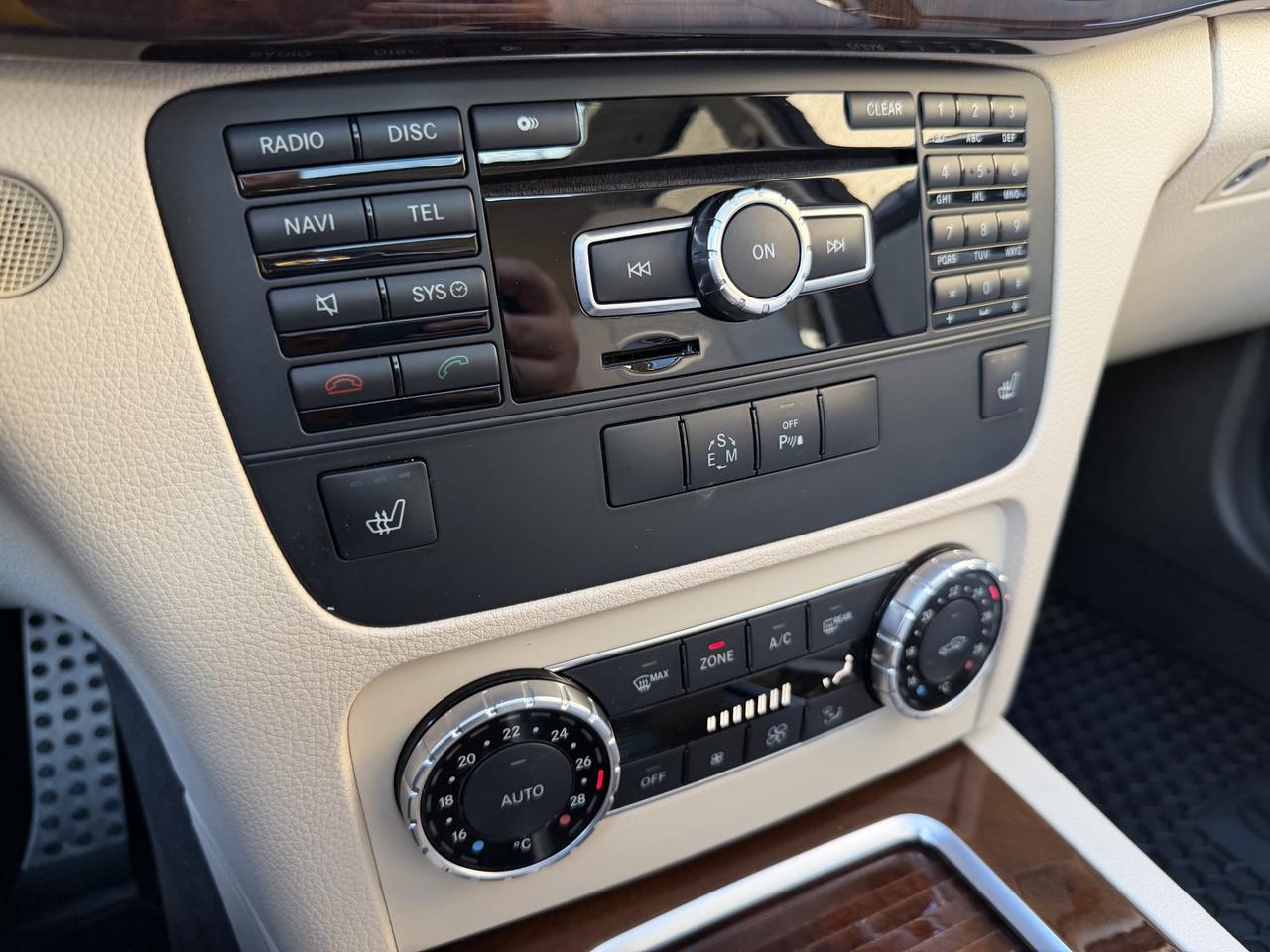 2014 Mercedes-Benz GLK250 GLK 250 BlueTec Diesel Leather Roof Navigation Photo