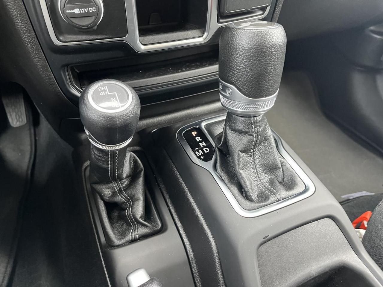 2024 Jeep Wrangler SPORT 2 DOOR 4X4 Photo