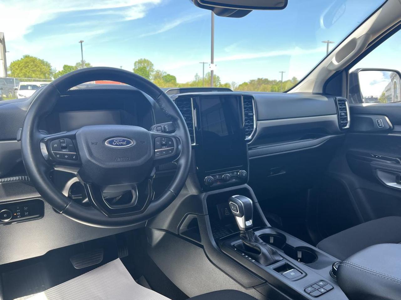 2025 Ford Ranger XLT 4WD SuperCrew 5' Box Photo