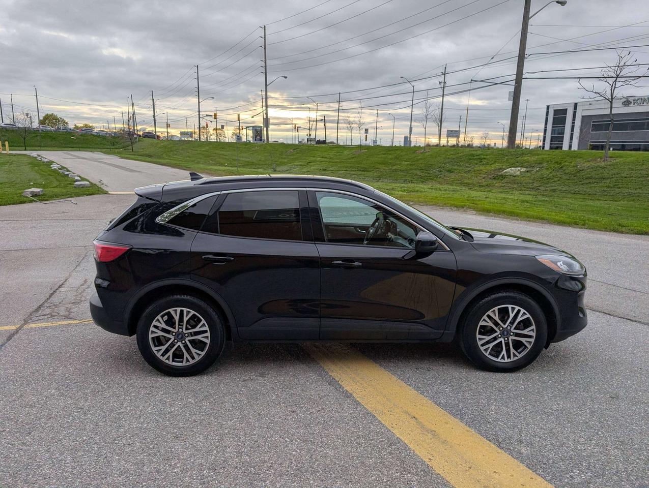 2020 Ford Escape SEL AWD LEATHER REMOTE STARTER CERTIFIED Photo4
