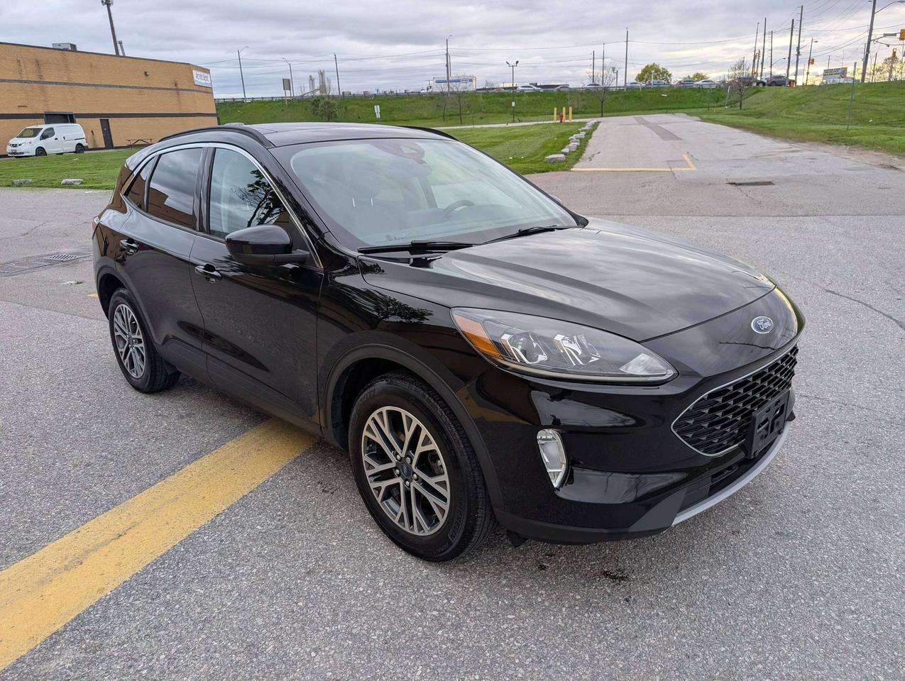 2020 Ford Escape SEL AWD LEATHER REMOTE STARTER CERTIFIED Photo