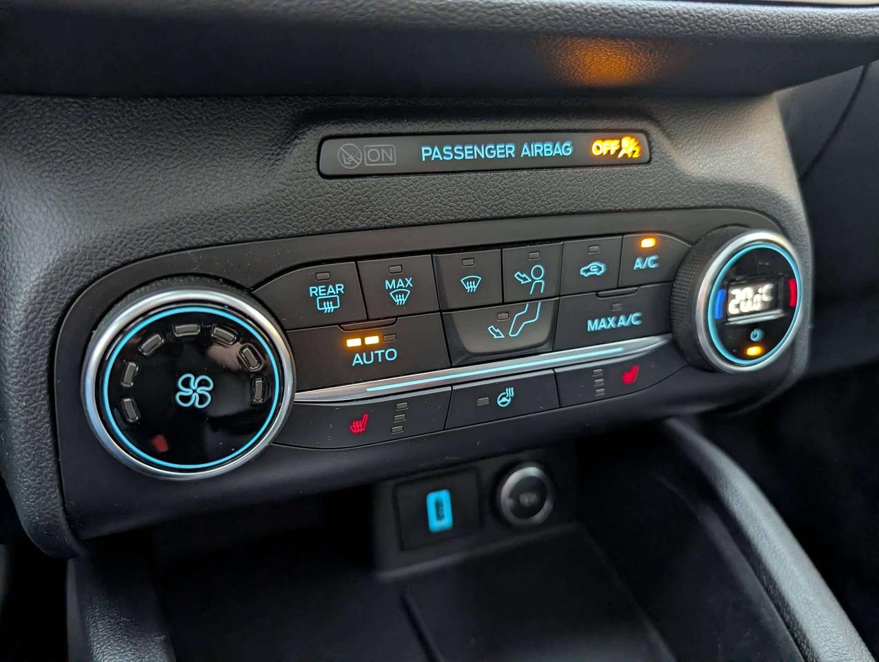 2020 Ford Escape SEL AWD LEATHER REMOTE STARTER CERTIFIED Photo