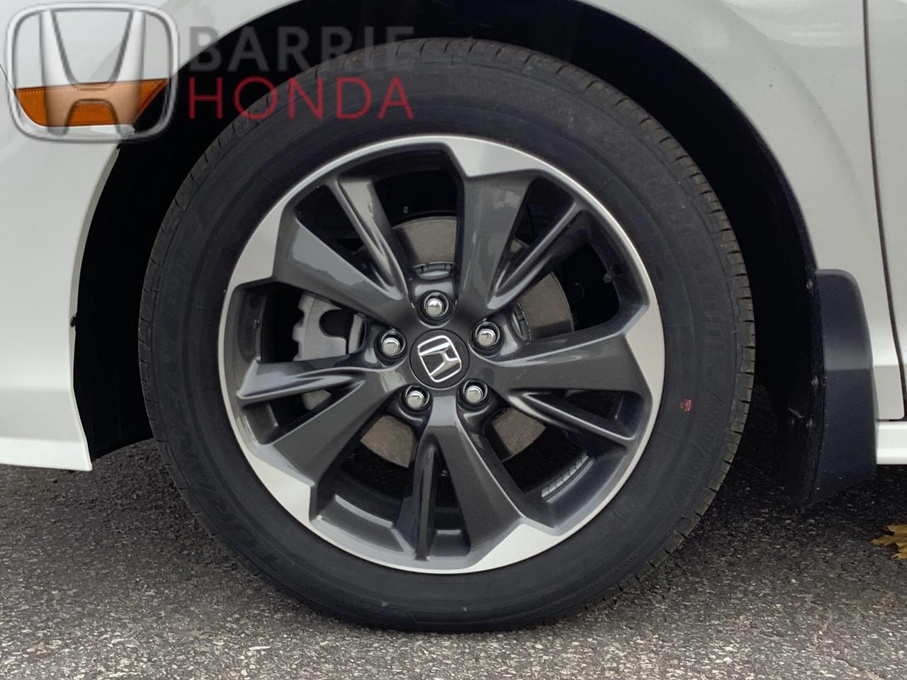 2026 Honda Odyssey Touring Passenger Van Photo