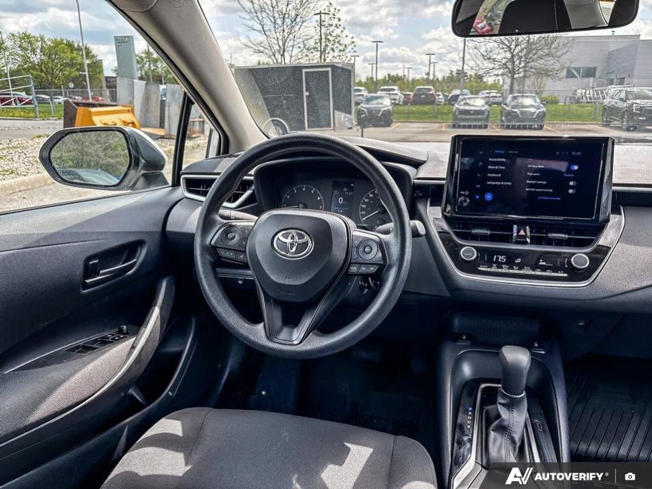 2024 Toyota Corolla LE Photo