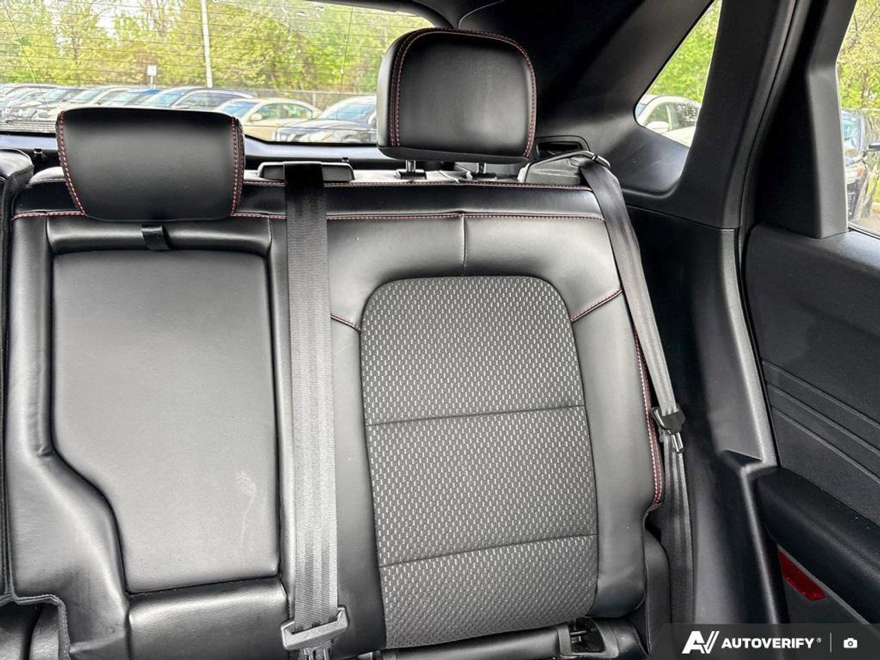 2023 Ford Escape ST-Line Select Photo