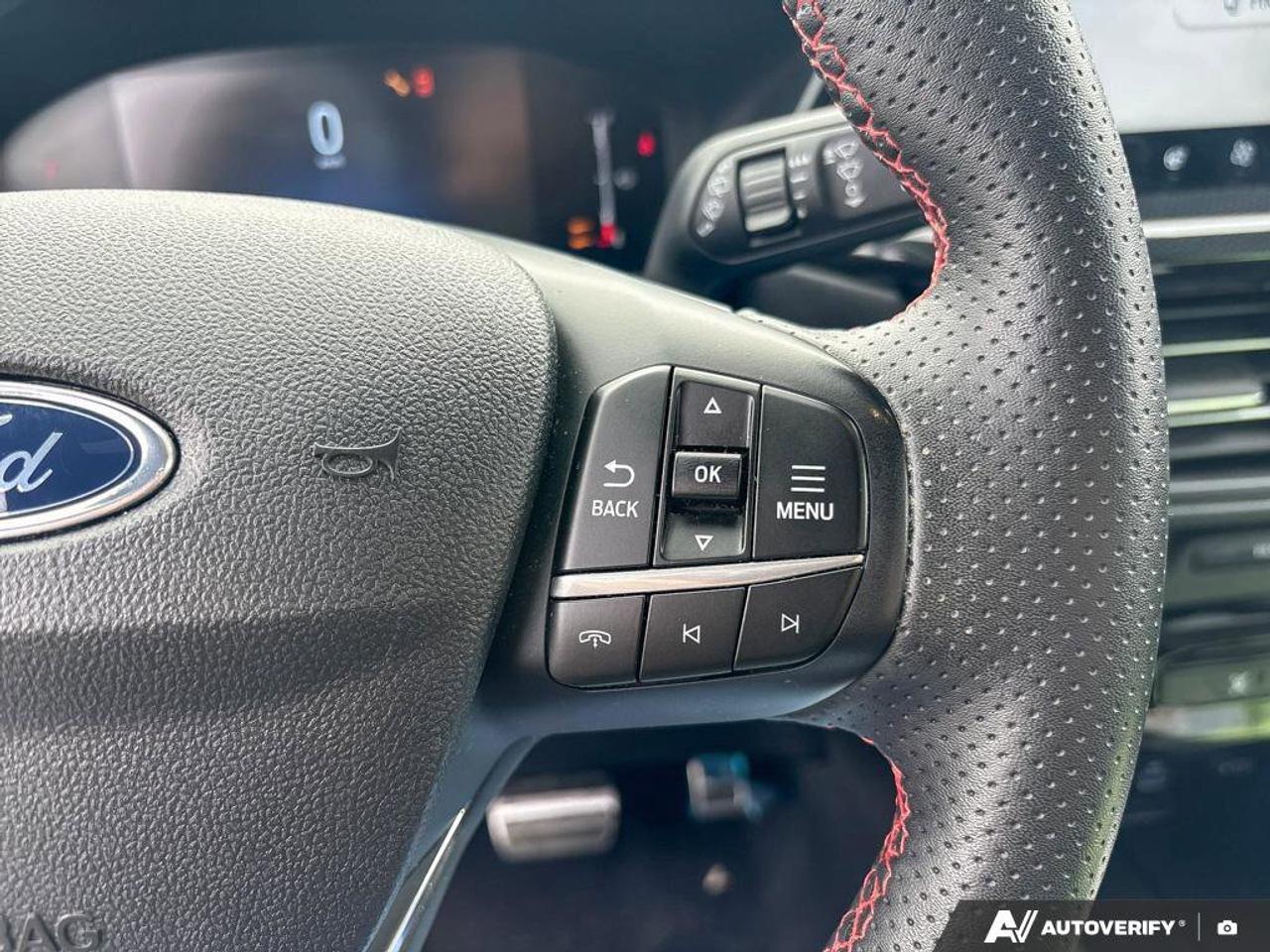 2023 Ford Escape ST-Line Select Photo