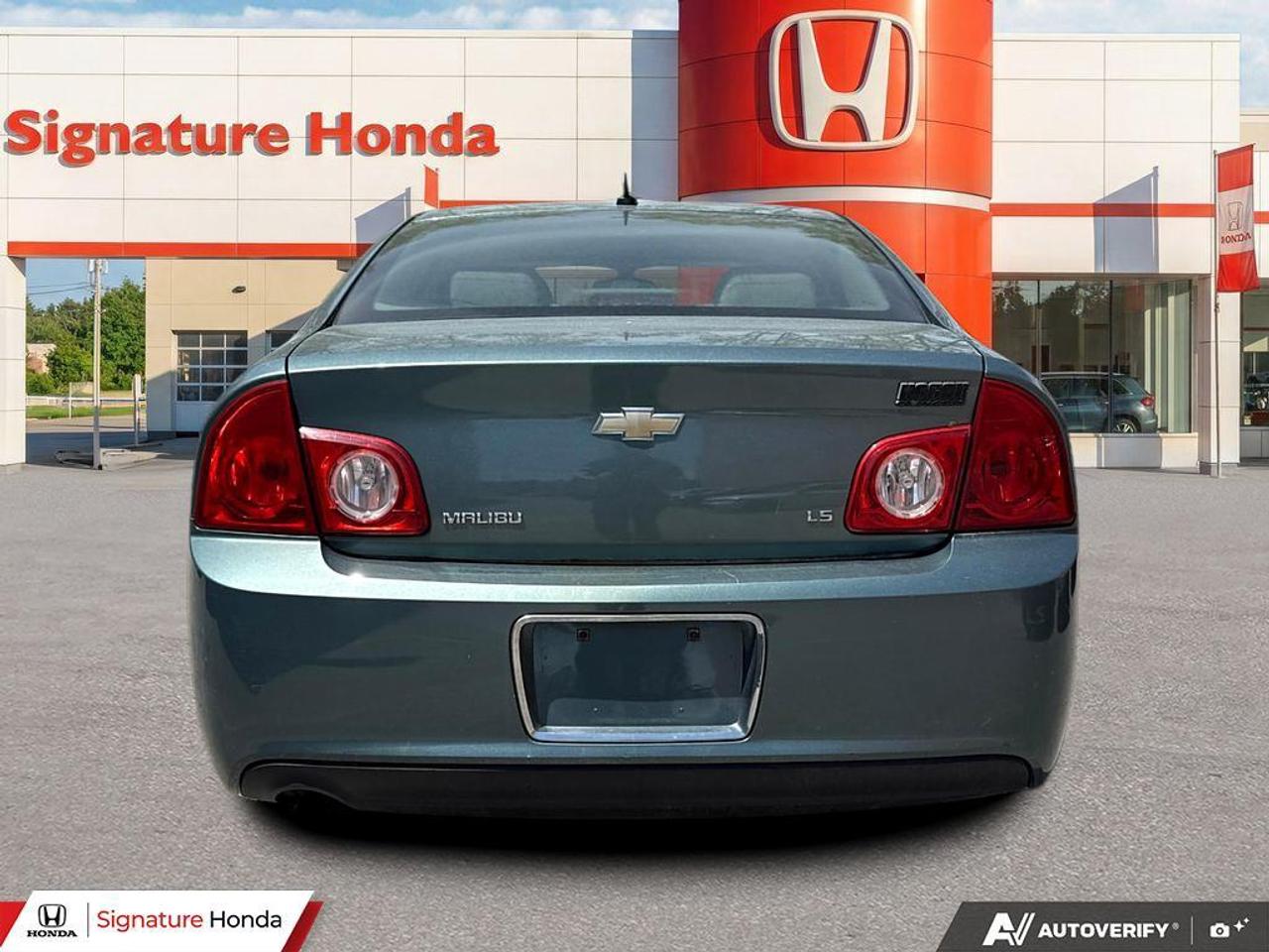 2009 Chevrolet Malibu LS Photo