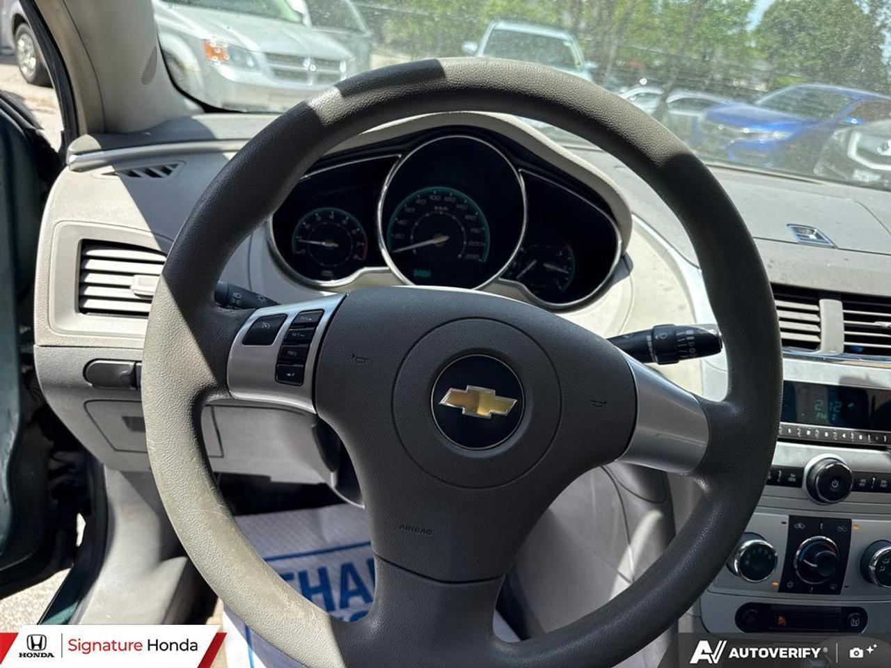 2009 Chevrolet Malibu LS Photo