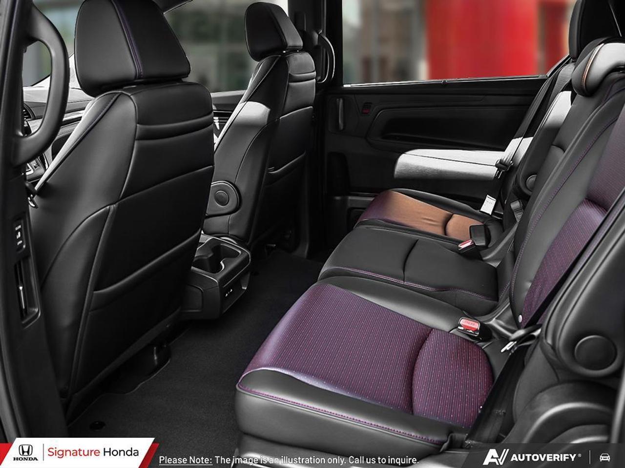 2025 Honda Odyssey Black Edition Photo