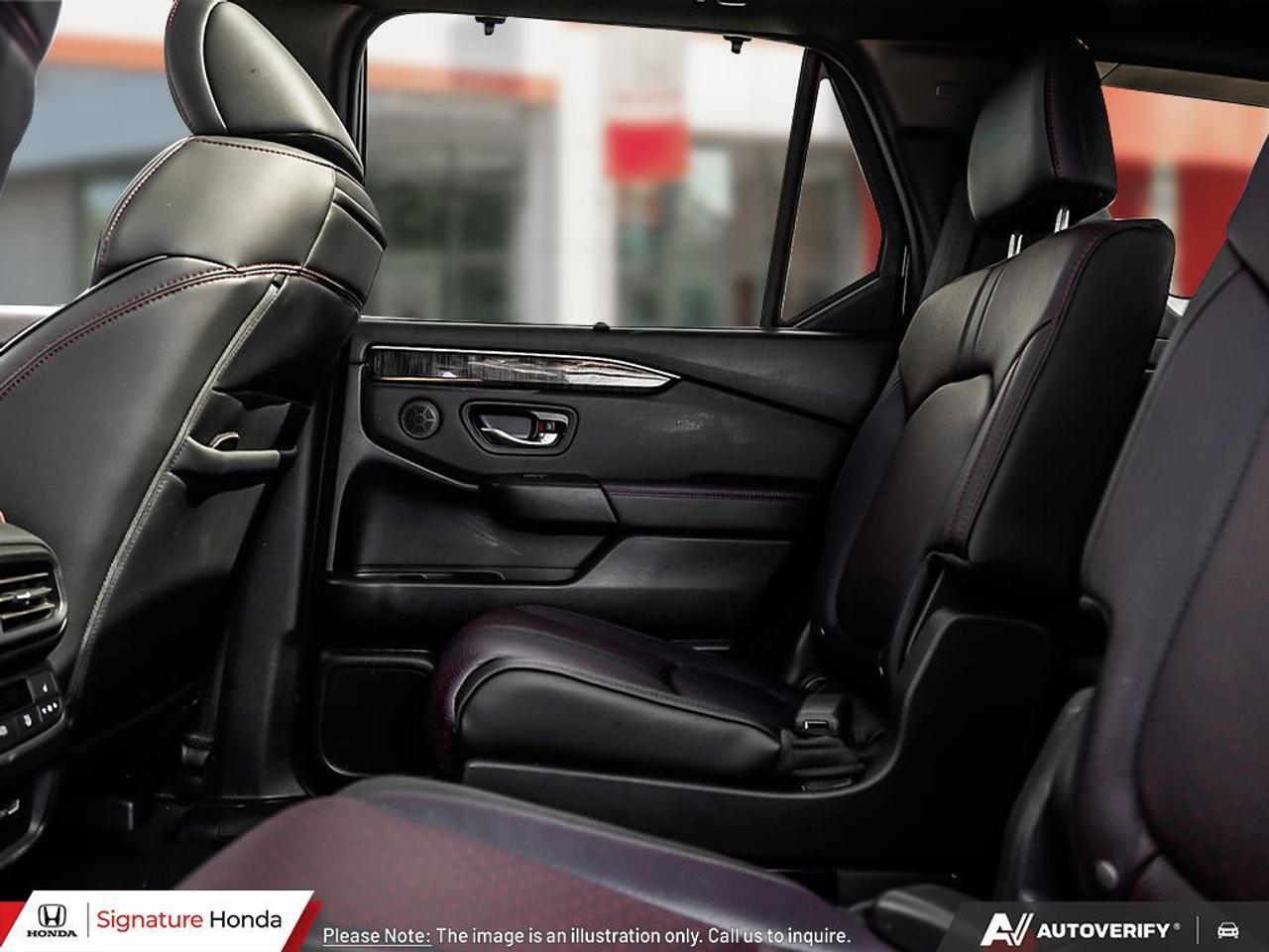 2025 Honda Pilot Black Edition Photo