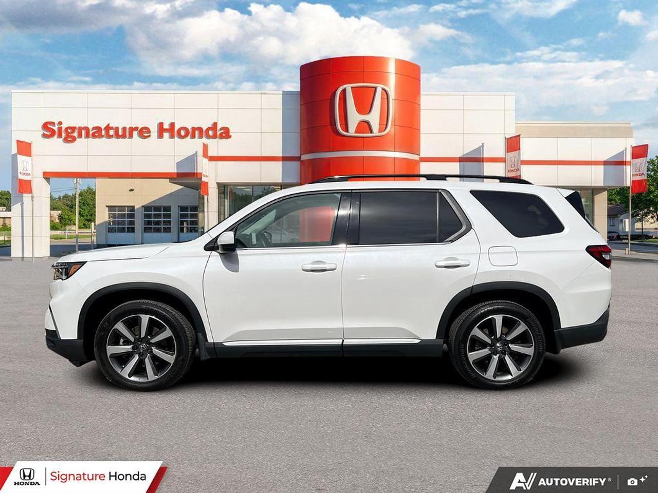 2025 Honda Pilot Touring Photo2