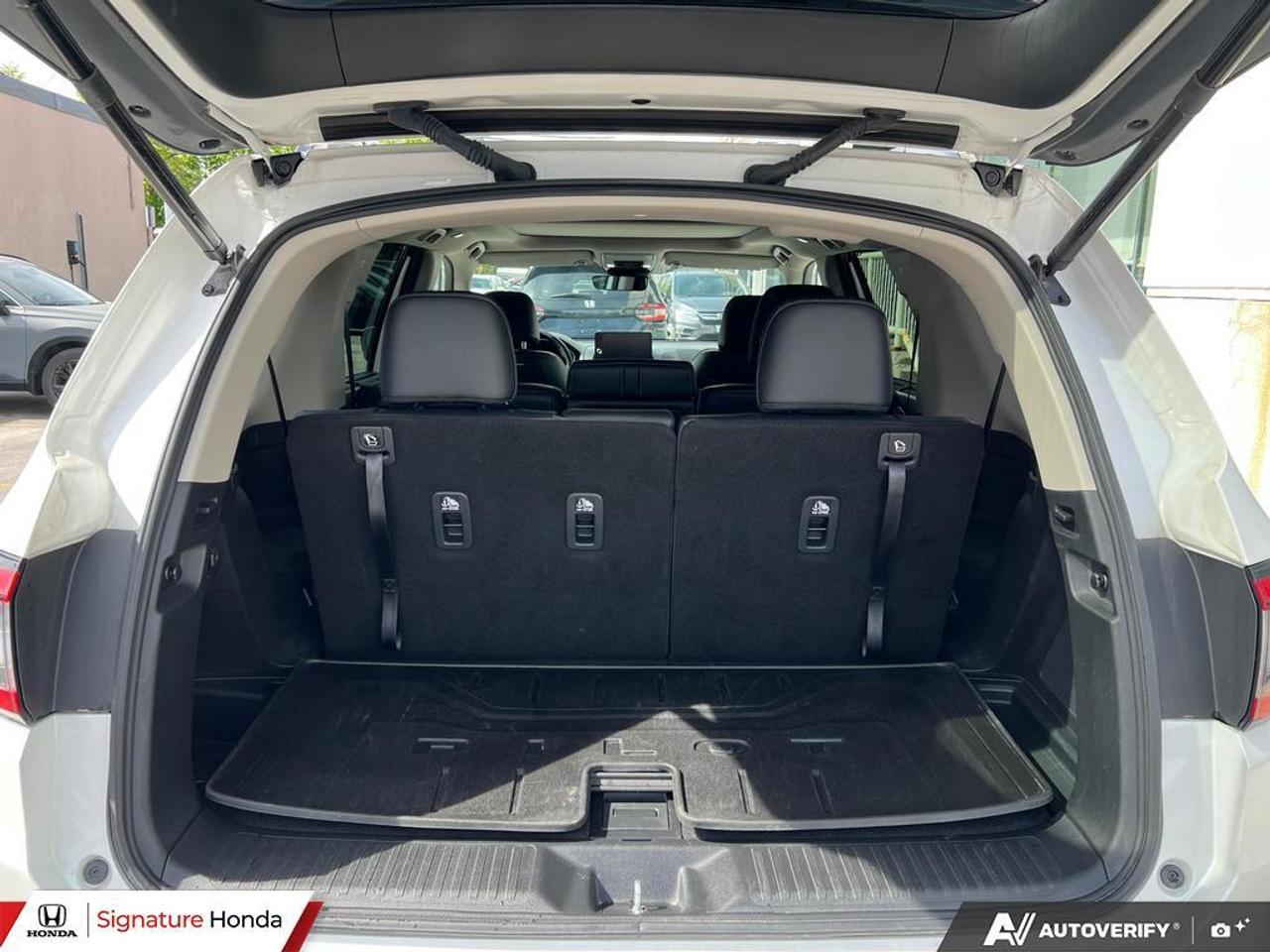2025 Honda Pilot Touring Photo