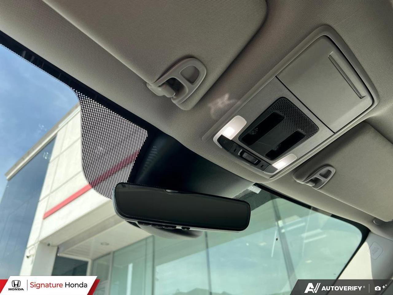 2025 Honda Pilot Touring Photo