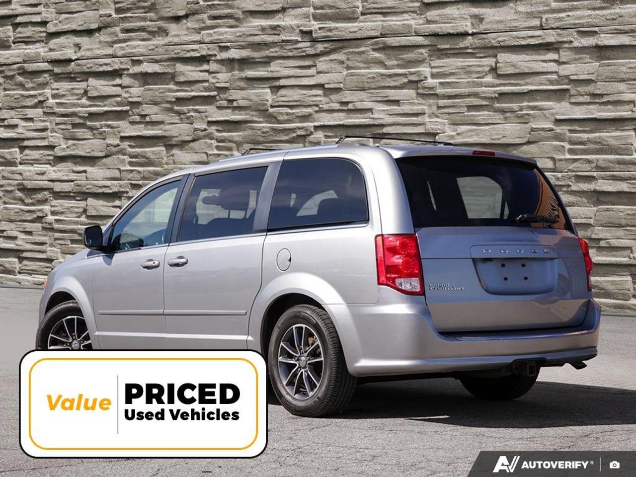 2016 Dodge Grand Caravan SE/SXT Passenger Van Photo3