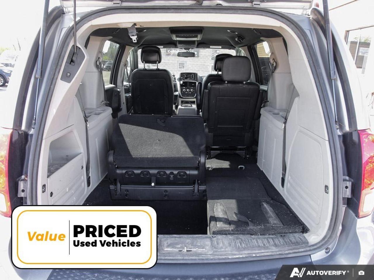 2016 Dodge Grand Caravan SE/SXT Passenger Van Photo