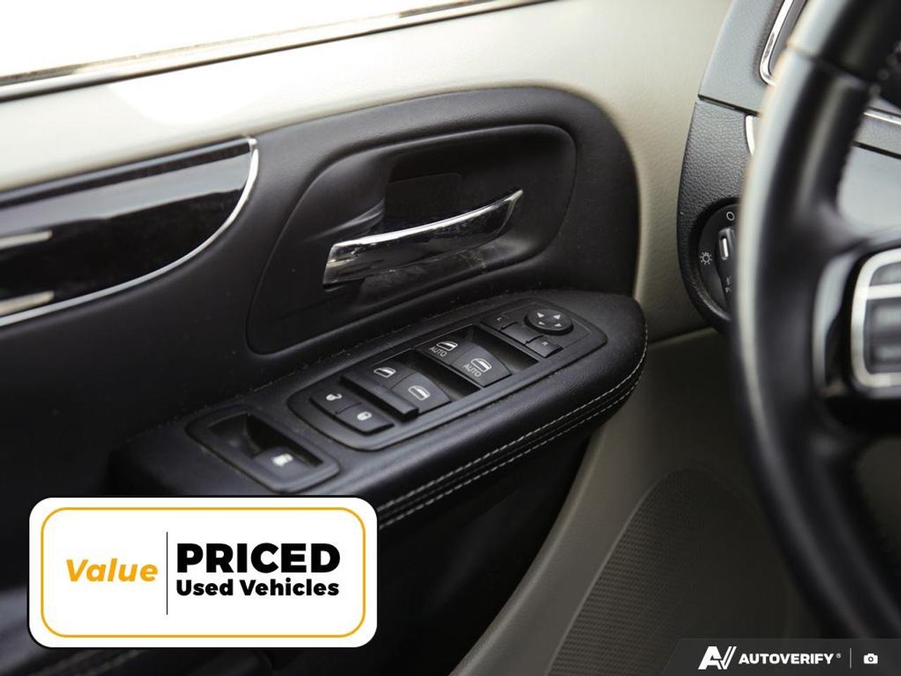 2016 Dodge Grand Caravan SE/SXT Passenger Van Photo