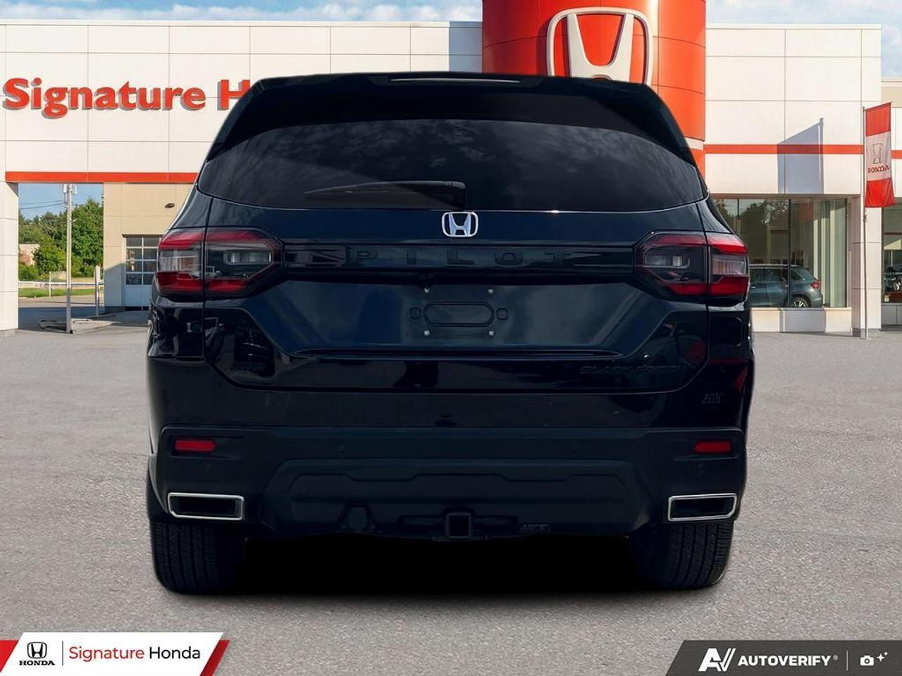 2025 Honda Pilot Black Edition Photo