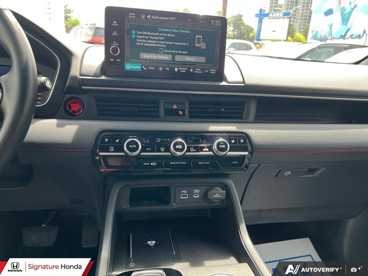 2025 Honda Pilot Black Edition Photo