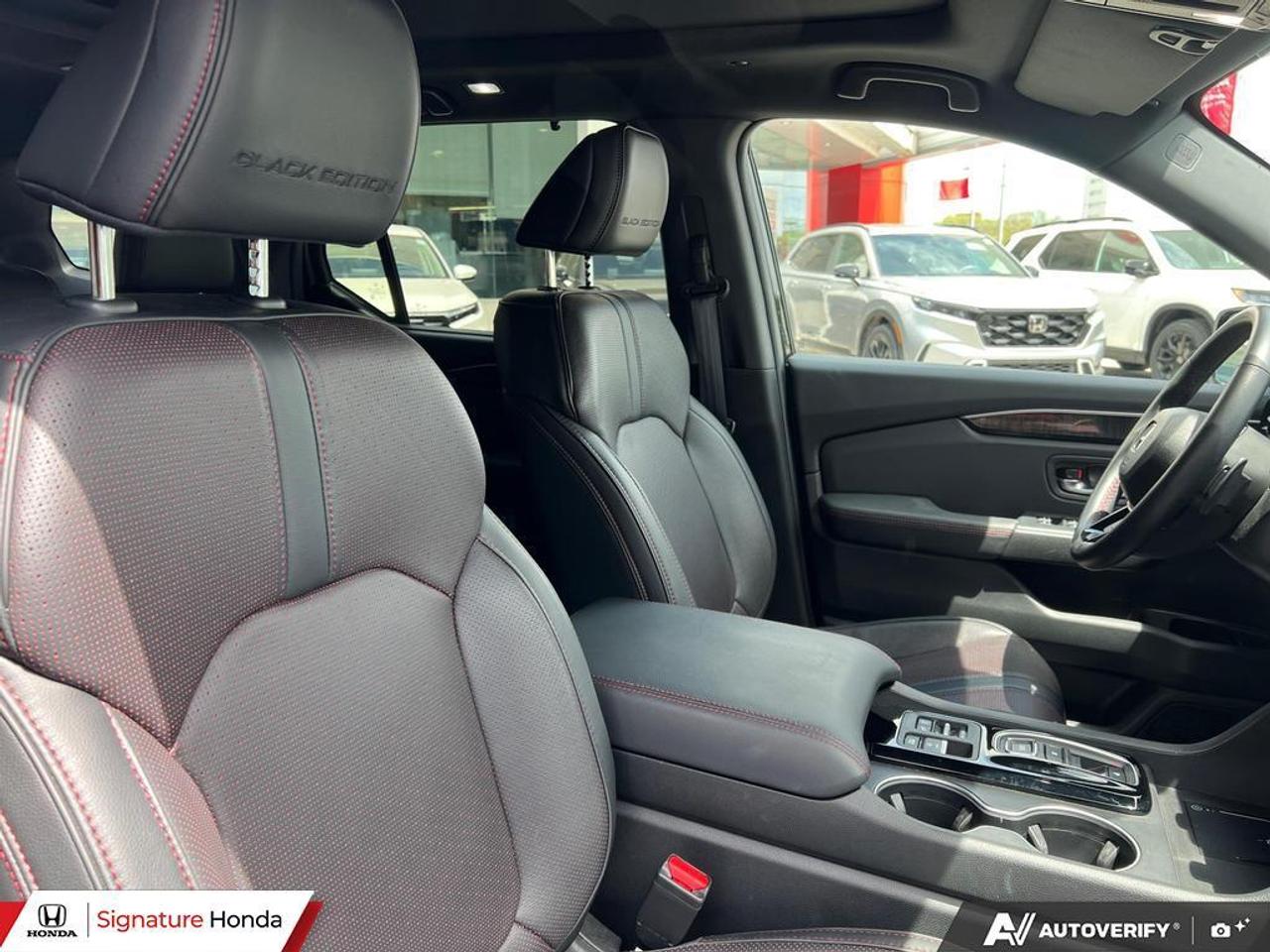 2025 Honda Pilot Black Edition Photo