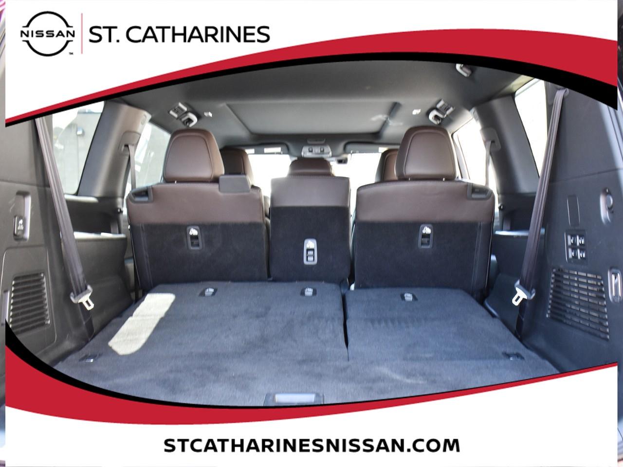 2026 Nissan Armada Platinum Photo