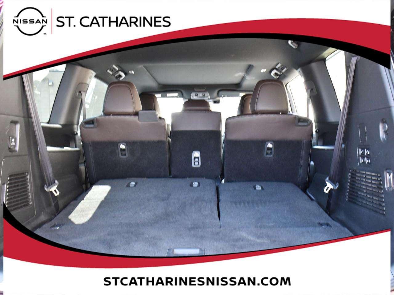 2026 Nissan Armada Platinum Photo