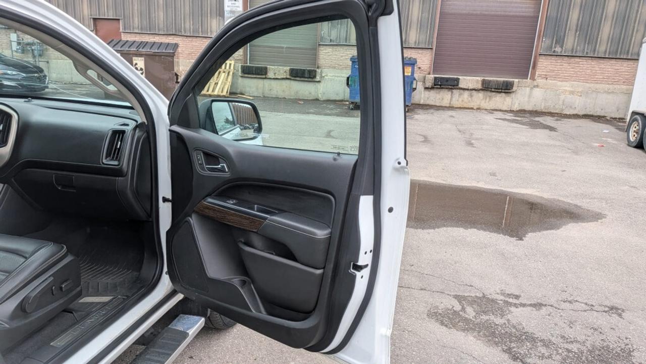 2020 GMC Canyon Denali Crew Cab   Cooled Seats   Heated Wheel   Dr Photo