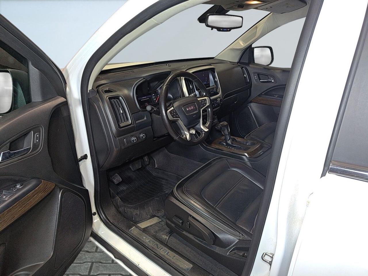 2020 GMC Canyon Denali Crew Cab   Cooled Seats   Heated Wheel   Dr Photo