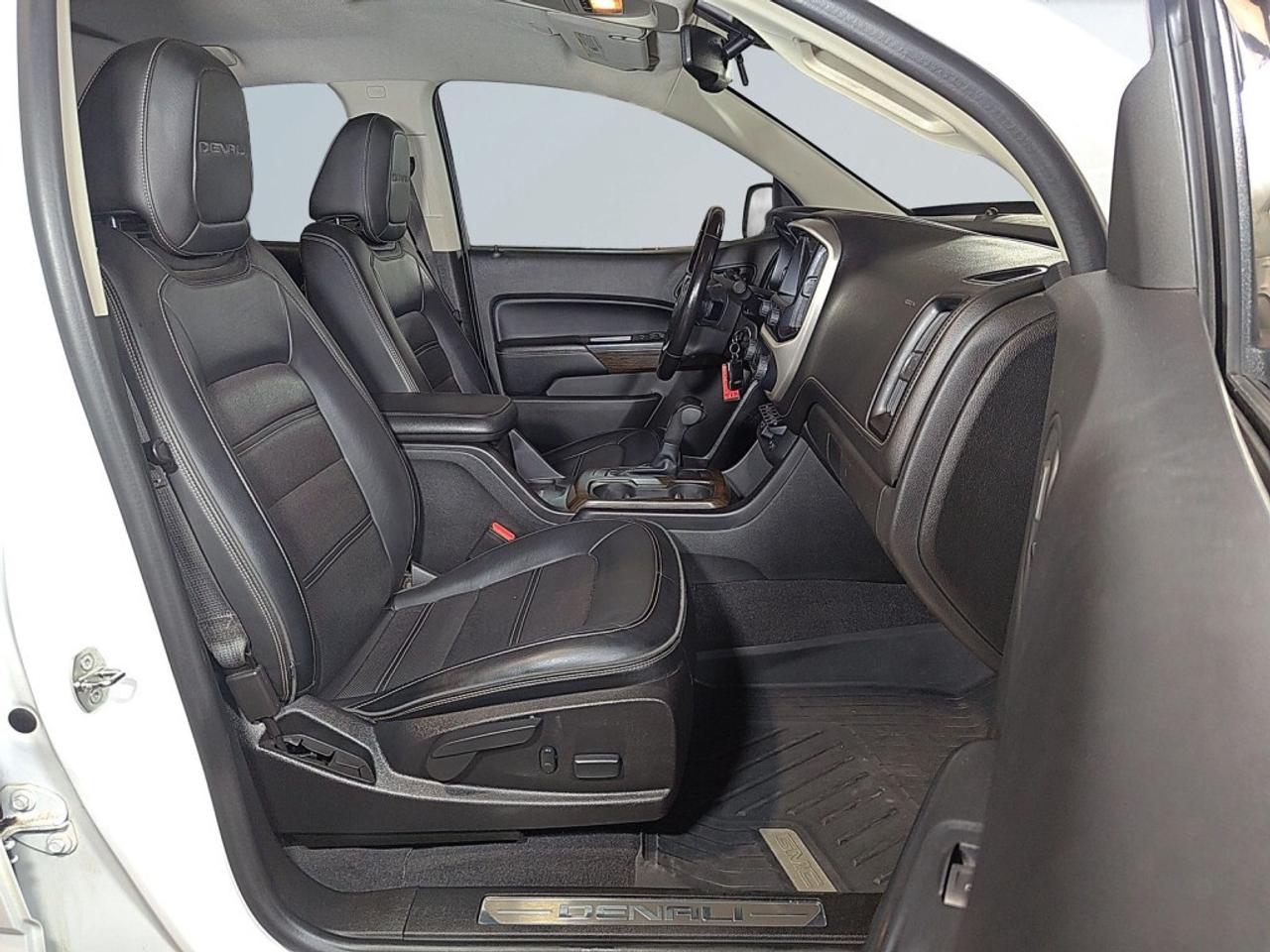 2020 GMC Canyon Denali Crew Cab   Cooled Seats   Heated Wheel   Dr Photo