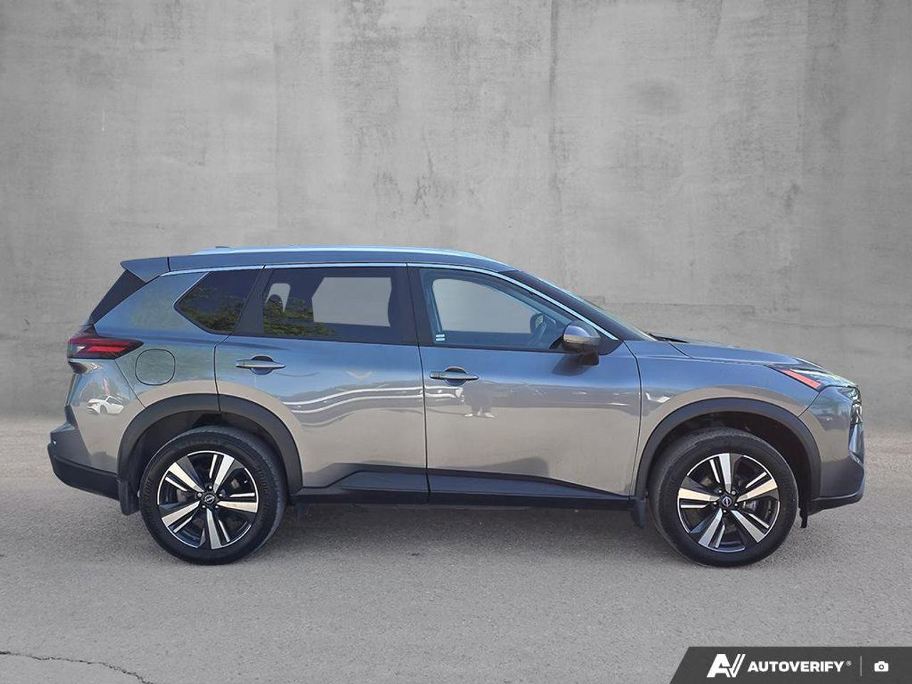 2024 Nissan Rogue SV Moonroof AWD | Apple Car Play | 360 View Camera | Photo