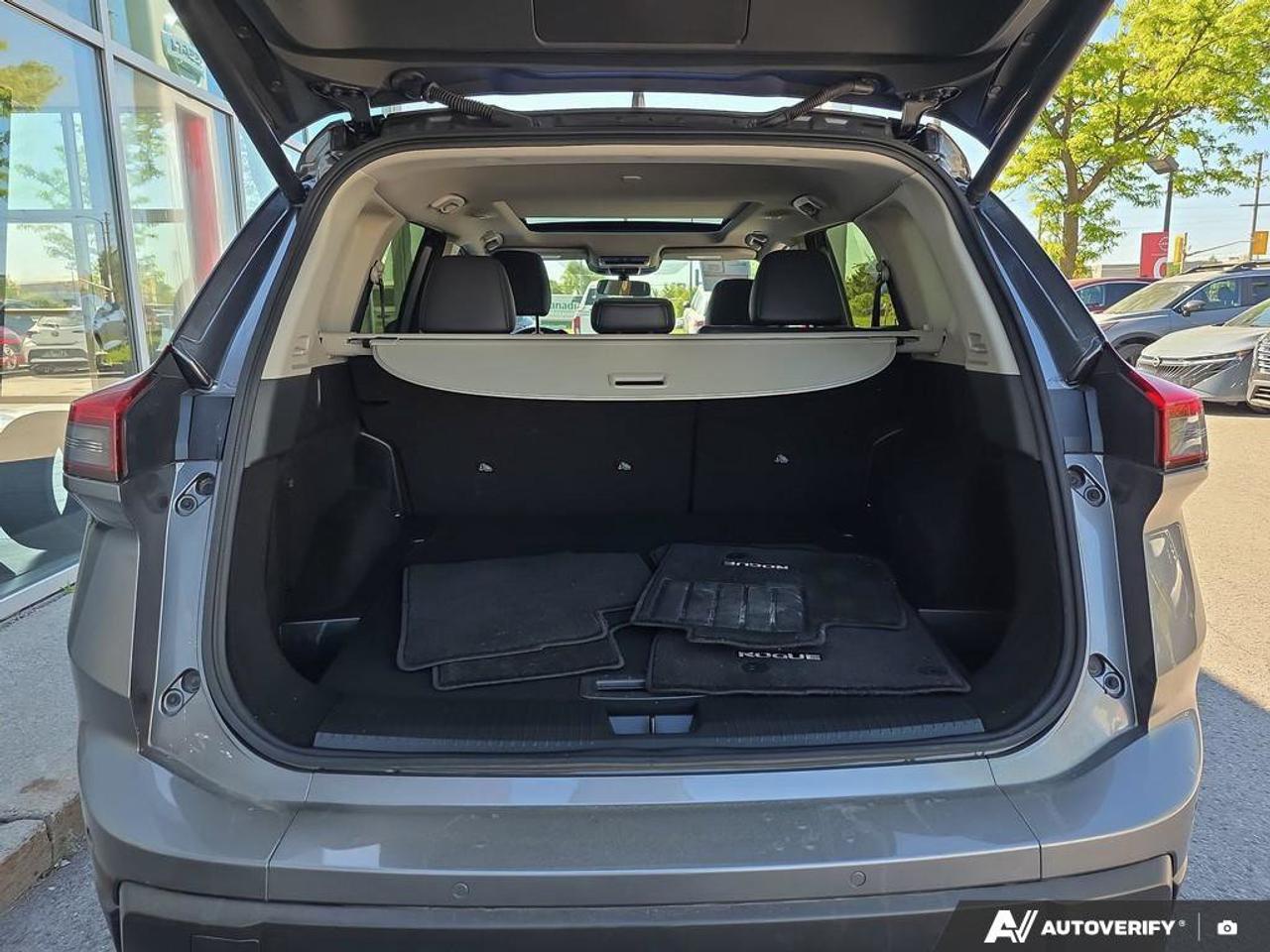 2024 Nissan Rogue SV Moonroof AWD | Apple Car Play | 360 View Camera | Photo