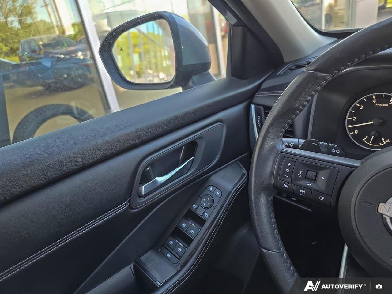 2024 Nissan Rogue SV Moonroof AWD | Apple Car Play | 360 View Camera | Photo