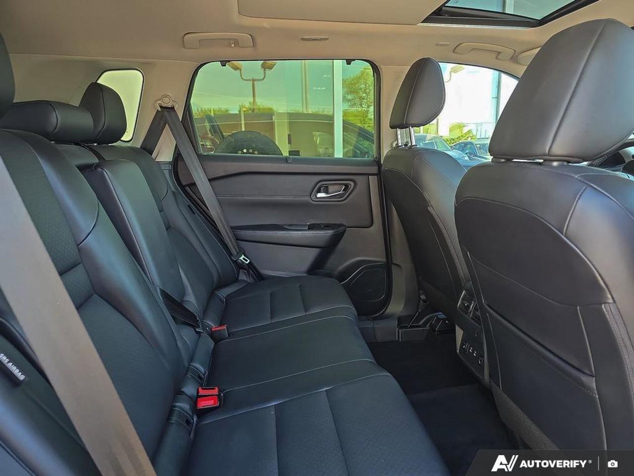 2024 Nissan Rogue SV Moonroof AWD | Apple Car Play | 360 View Camera | Photo