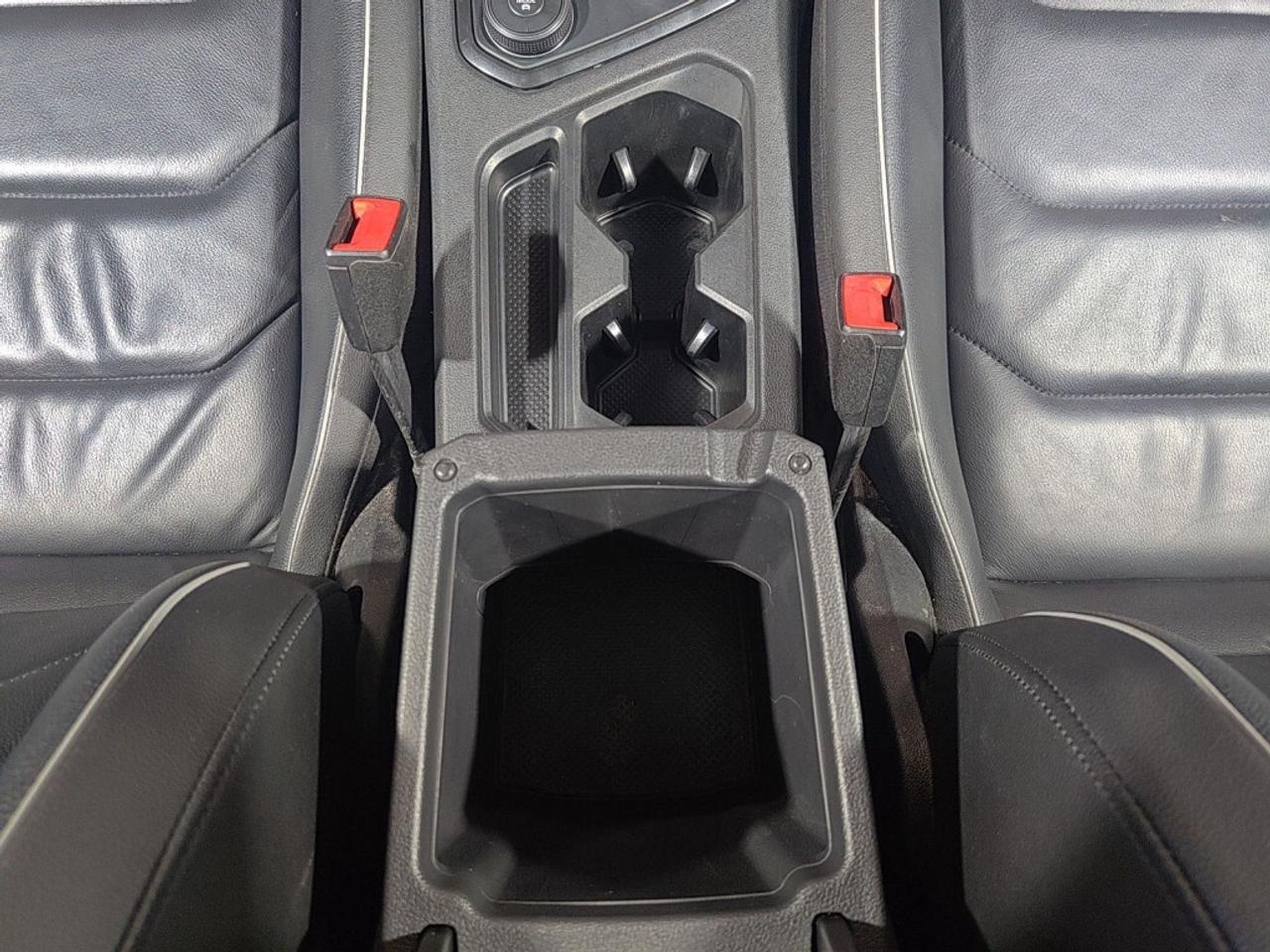 2018 Volkswagen Tiguan Highline R Line Pkg 4MOTION / Leather / NAVI / Sun Photo
