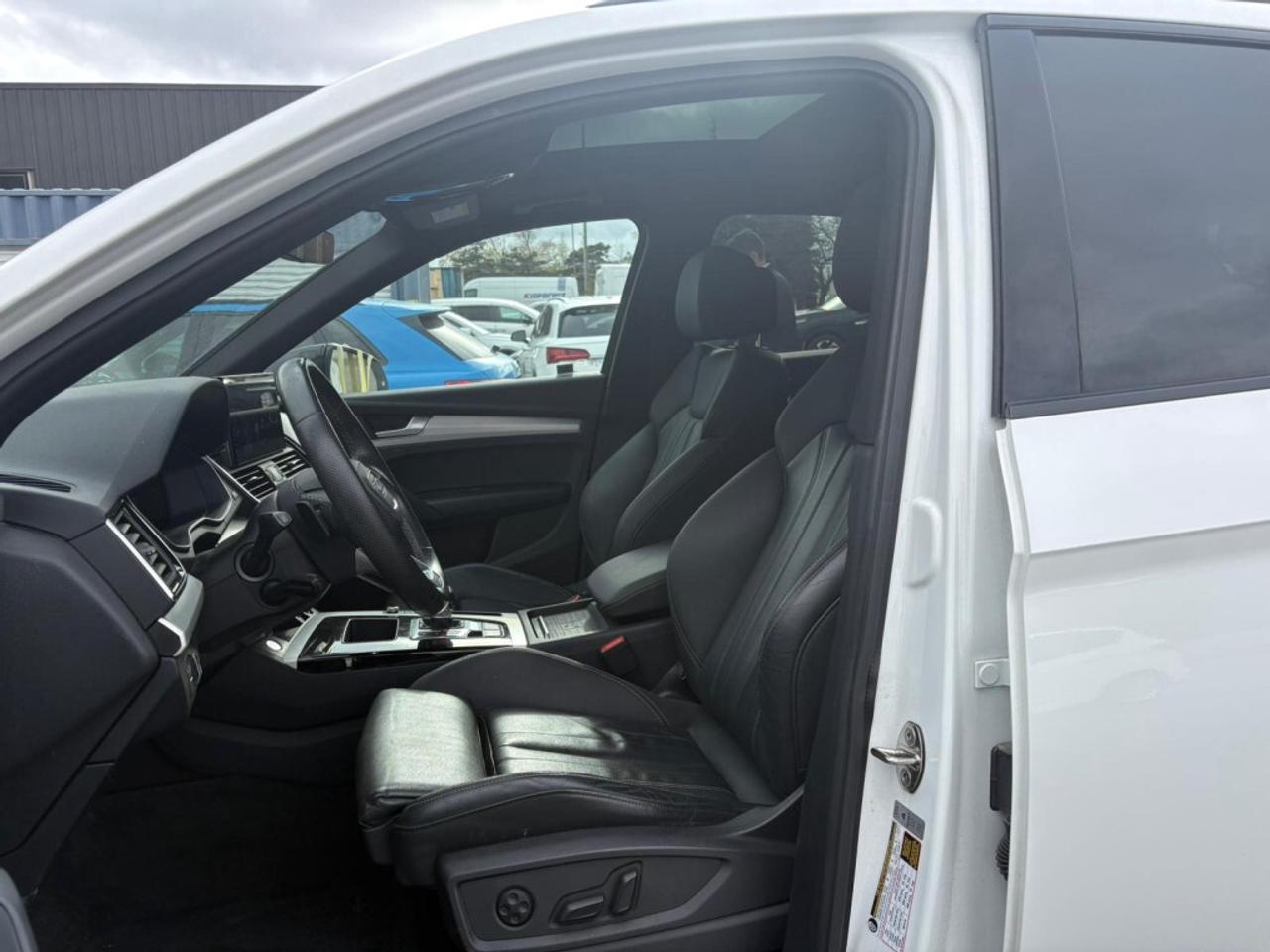 2023 Audi Q5 Progressiv 45 TFSI quattro   S Line Look   Pano Ro Photo