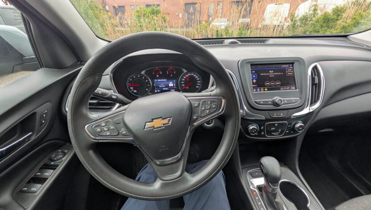 2023 Chevrolet Equinox LT AWD   Heated Seats   Remote Start   Back-Up Cam Photo