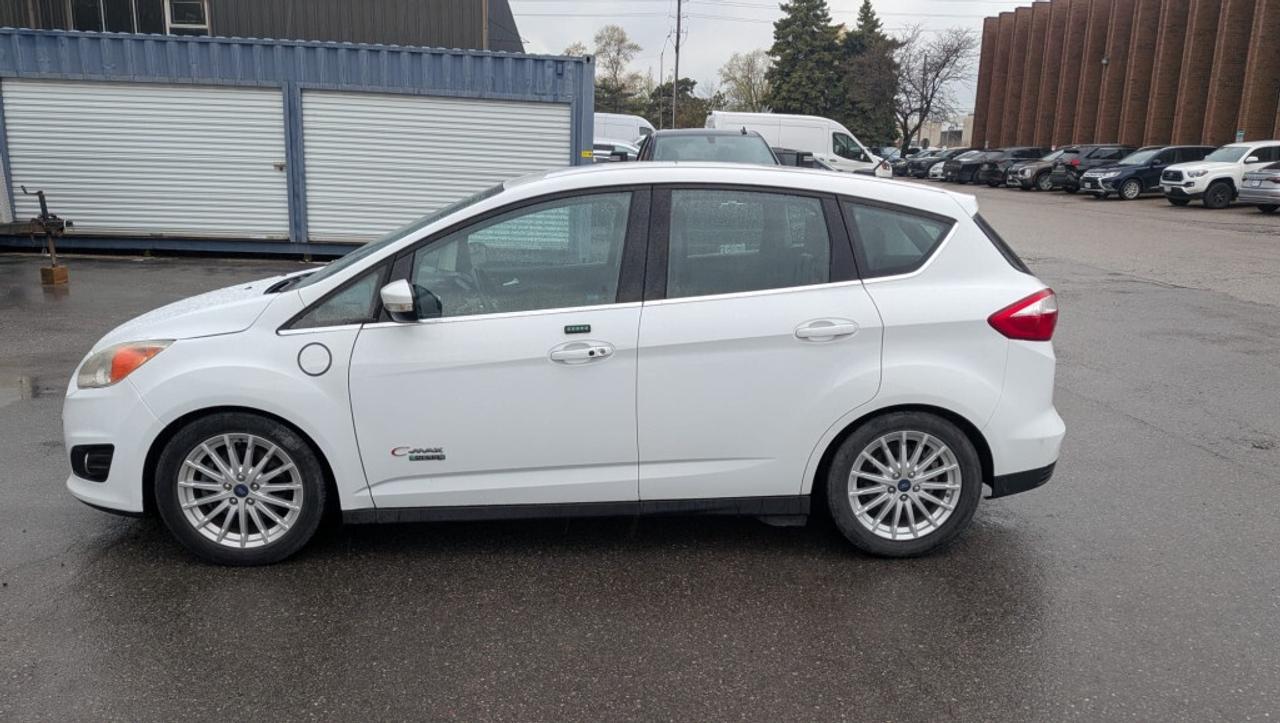 2016 Ford C-MAX SEL   Plug-In Hybrid   Low KM   Leather   Heated S Photo