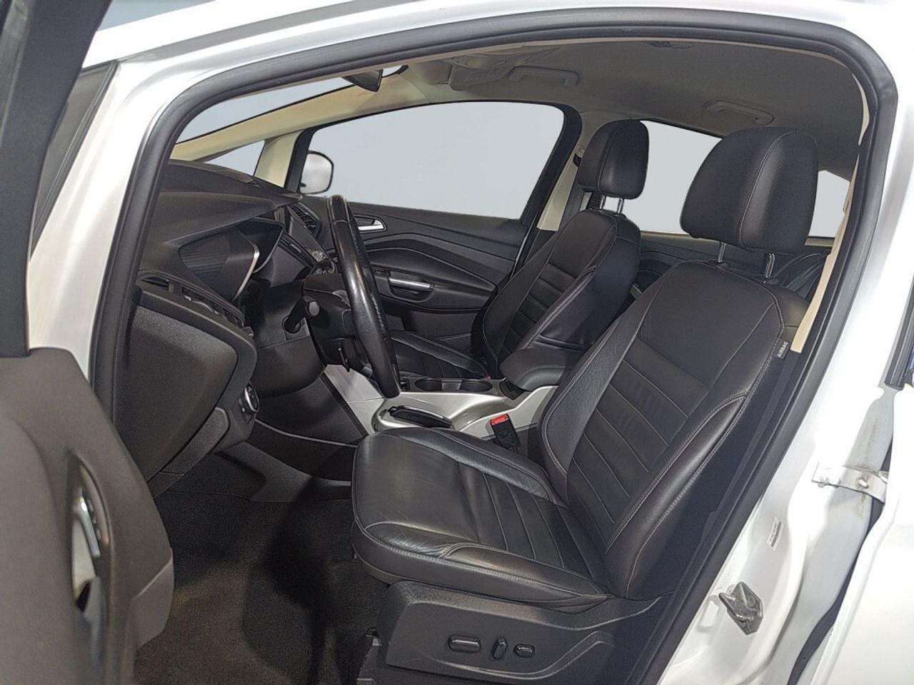 2016 Ford C-MAX Save on Gas Hybrid   Loaded Leather   Low KMs   Ro Photo
