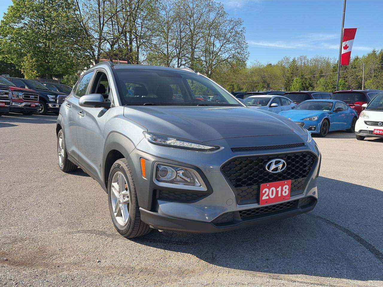 2018 Hyundai KONA 2.0L ESSENTIAL, CLEAN CARFAX, HEATED SEATS! Photo