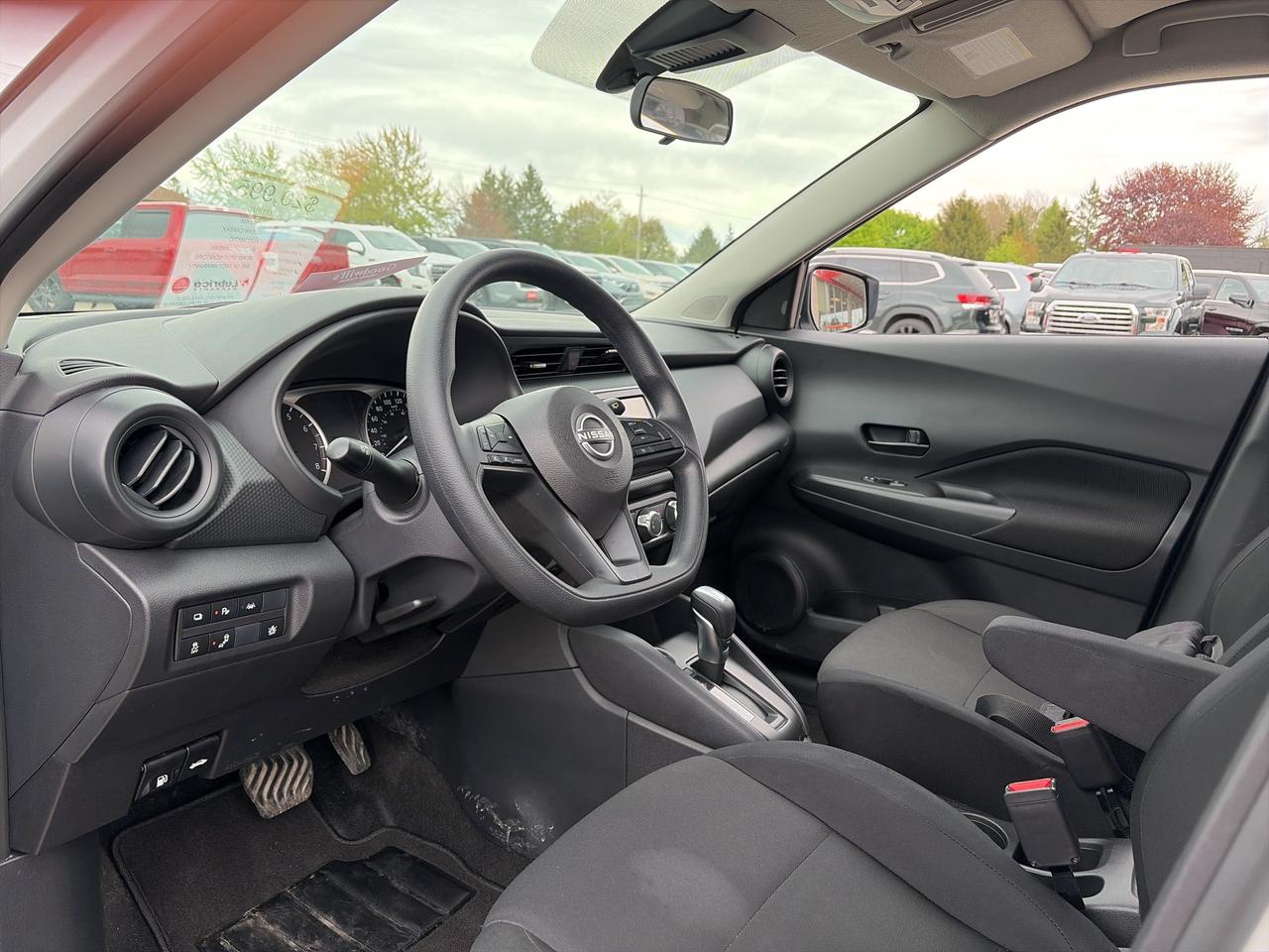 2024 Nissan Kicks S, CLEAN CARFAX, BALANCE OF FACTORY WARRANTY! Photo