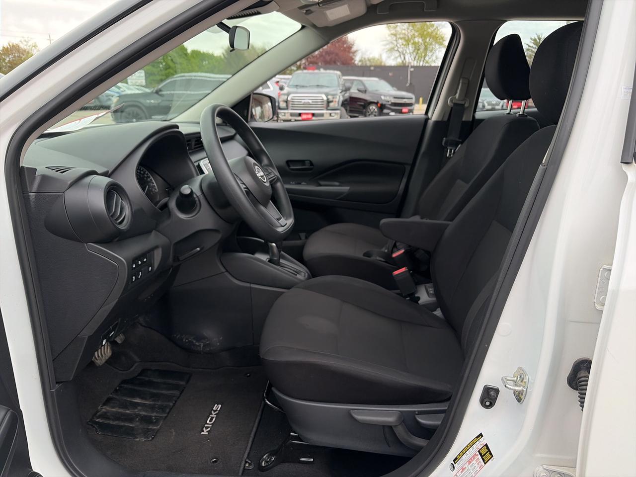 2024 Nissan Kicks S, CLEAN CARFAX, BALANCE OF FACTORY WARRANTY! Photo