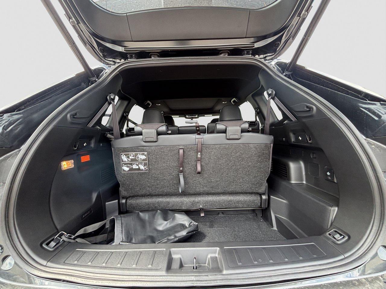 2026 Nissan Rogue Plug-In Hybrid Platinum Photo