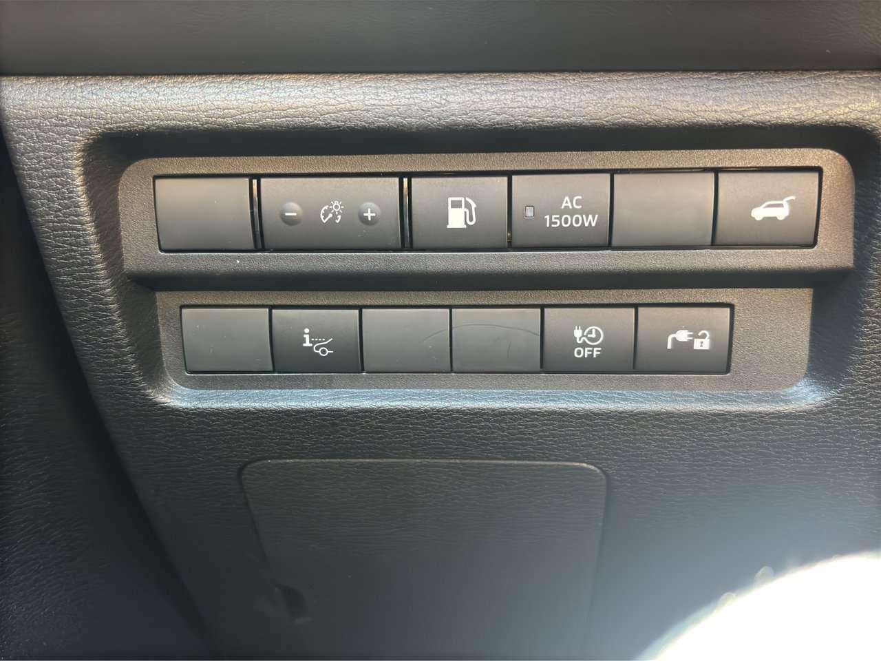 2026 Nissan Rogue Platinum DEMO SALE Photo