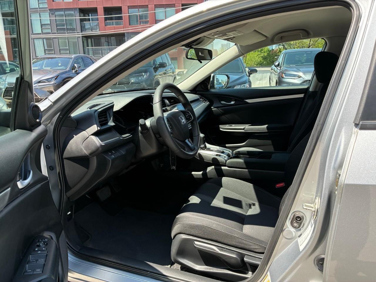 2019 Honda Civic LX (CVT) 4dr Sedan Photo