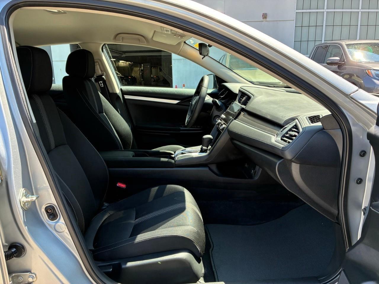 2019 Honda Civic LX (CVT) 4dr Sedan Photo