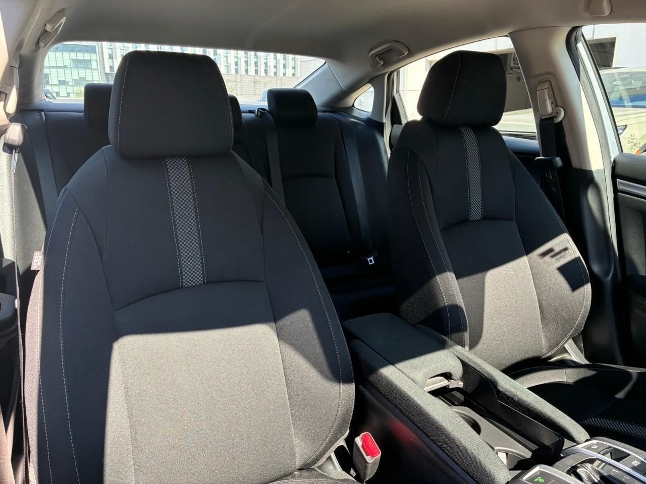 2019 Honda Civic LX (CVT) 4dr Sedan Photo