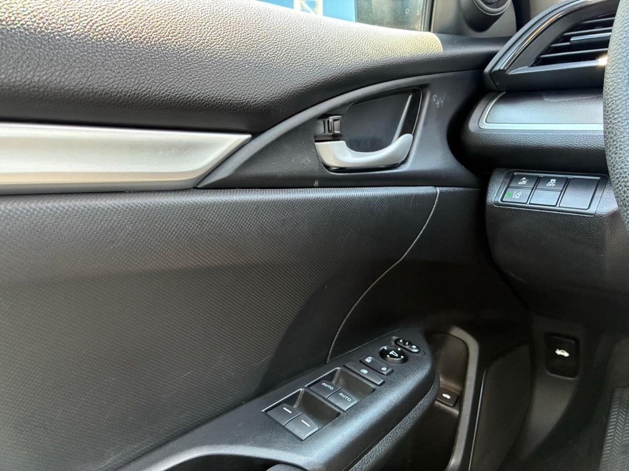 2019 Honda Civic LX (CVT) 4dr Sedan Photo